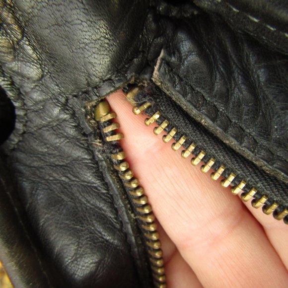 Vintage Coach Style Bag in Black Leather - Needs Repair - Picture 5 of 6